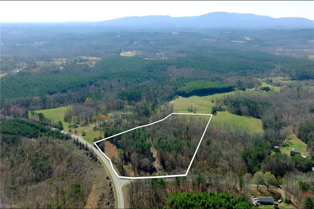 1019-12 George Road Westfield, NC 27053 - Photo 5 of 22