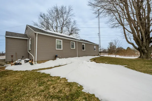 $240,000 | 940 Mt Tabor Road, Buchanan, MI 49107