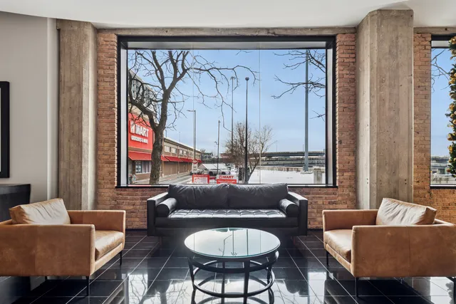 $849,000 | 728 West Jackson Boulevard, Unit 107, Chicago, IL 60661