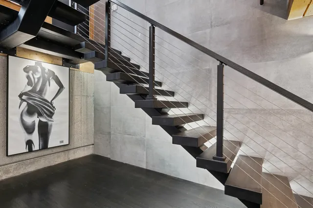 $849,000 | 728 West Jackson Boulevard, Unit 107, Chicago, IL 60661