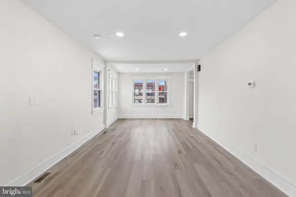 $339,000 | 516 Huntington Avenue, Glendora, NJ 08029