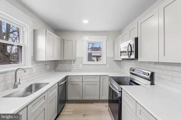 $339,000 | 516 Huntington Avenue, Glendora, NJ 08029