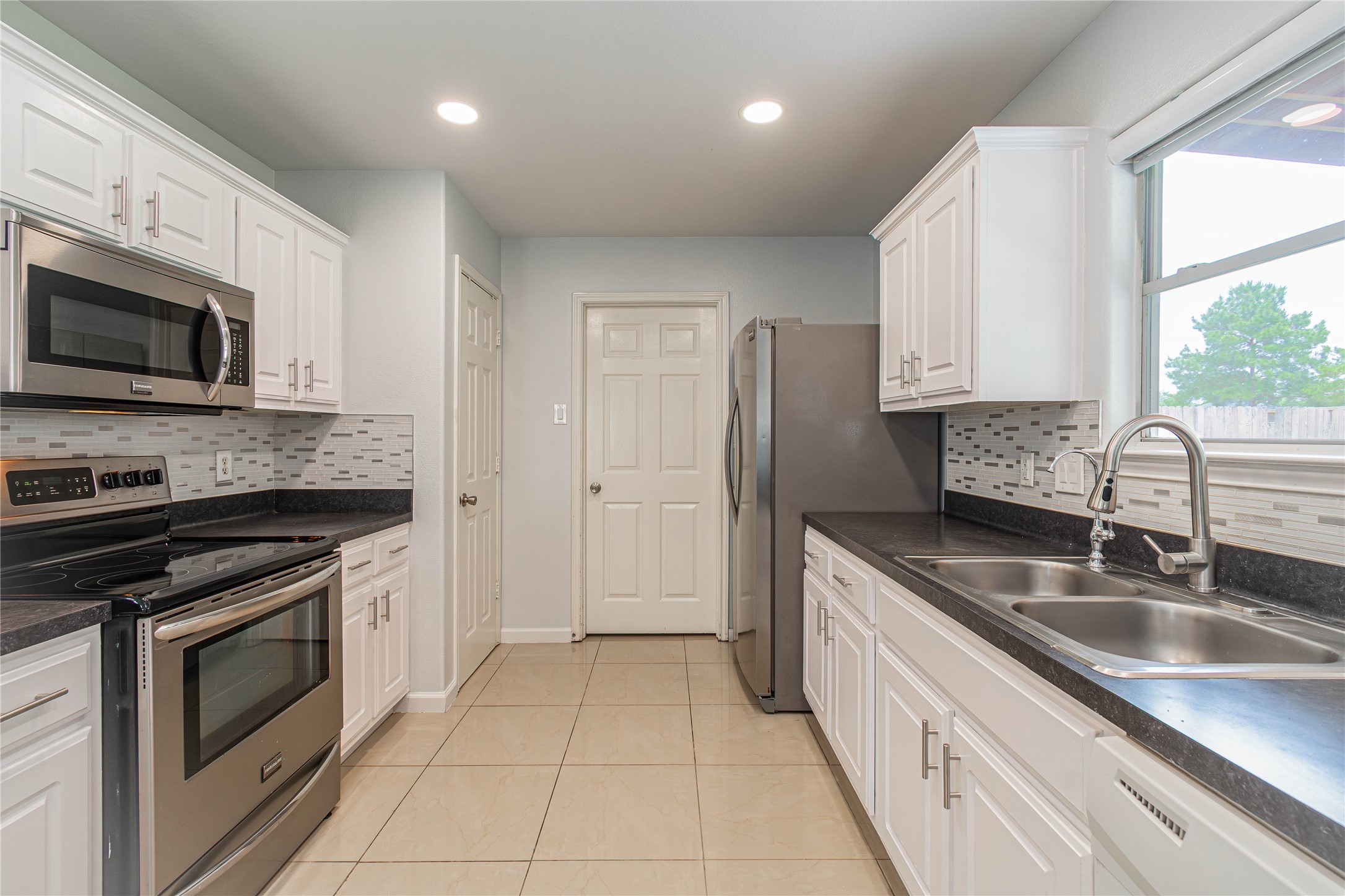 4331 Nueces River Loop Spring, TX 77386 - Photo 12 of 31