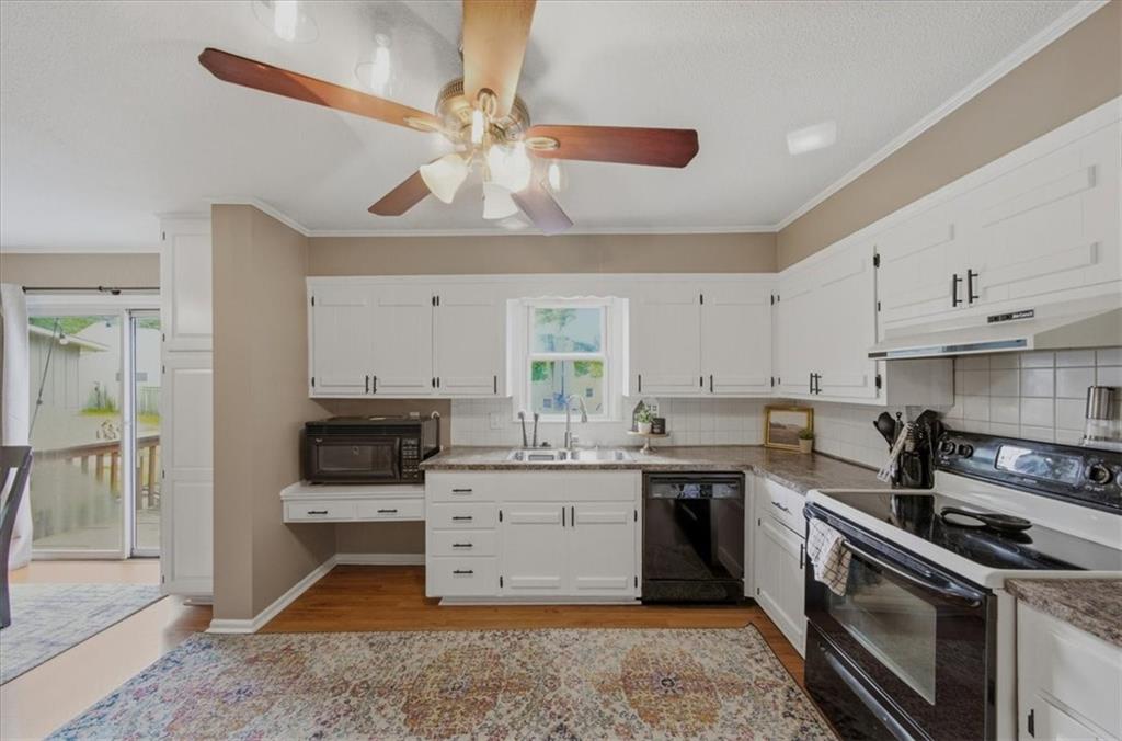 5503 Perry Avenue Merriam, KS 66203 - Photo 16 of 27