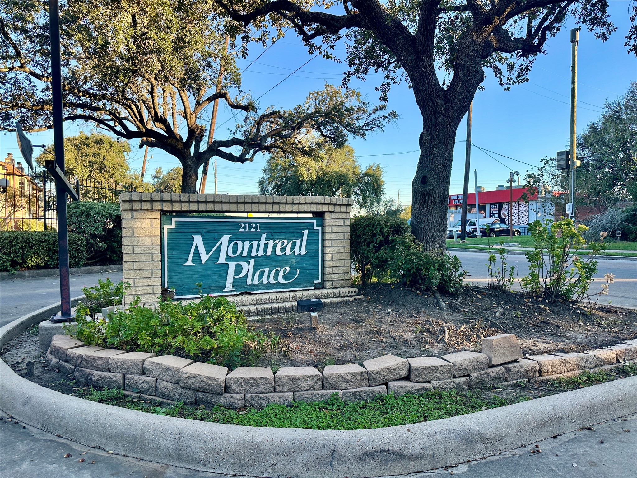 2121 Hepburn Street, Unit 1110 Houston, TX 77054 - Photo 21 of 22 Montreal Place, gated entrance and guarded security