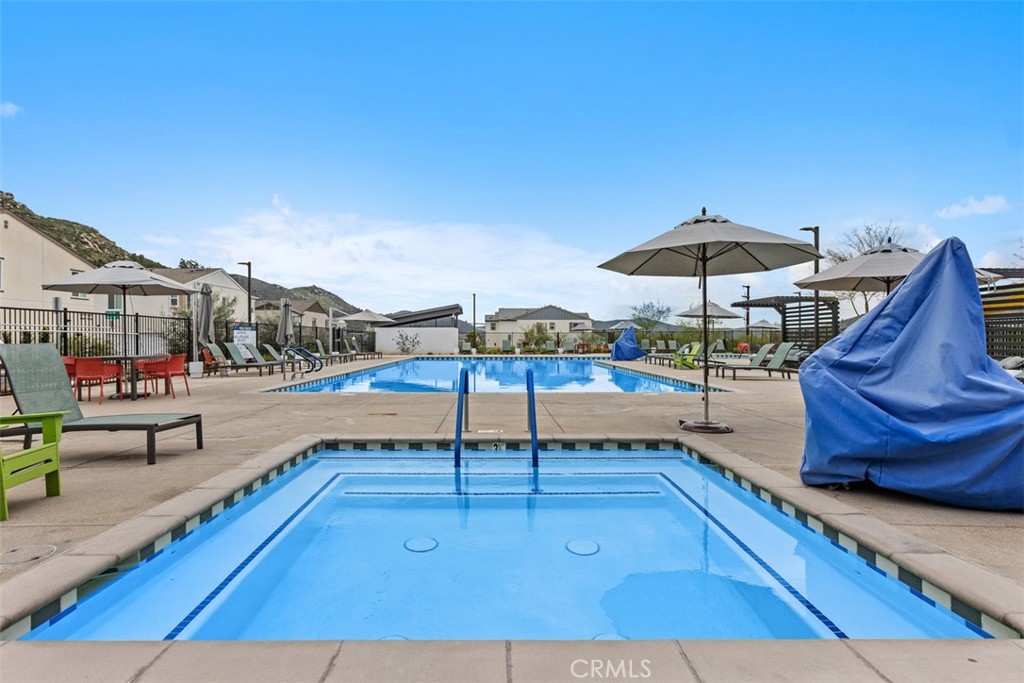 35111 Rangpur Lane Fallbrook, CA 92028 - Photo 36 of 40 Community pool