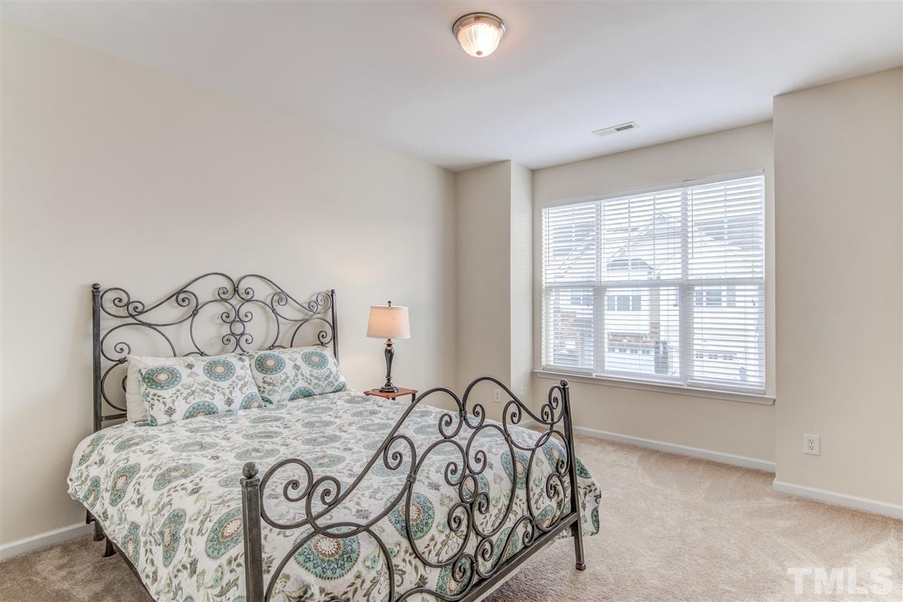 4910 Amber Clay Lane Raleigh, NC 27612 - Photo 16 of 20