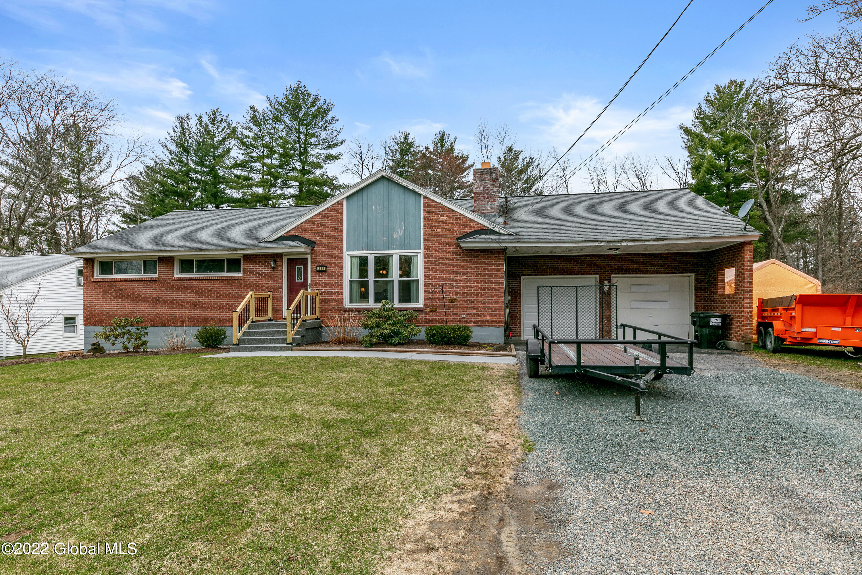839 Warner Road Schenectady, NY 12309 - Photo 19 of 33 839 Warner Rd (6)