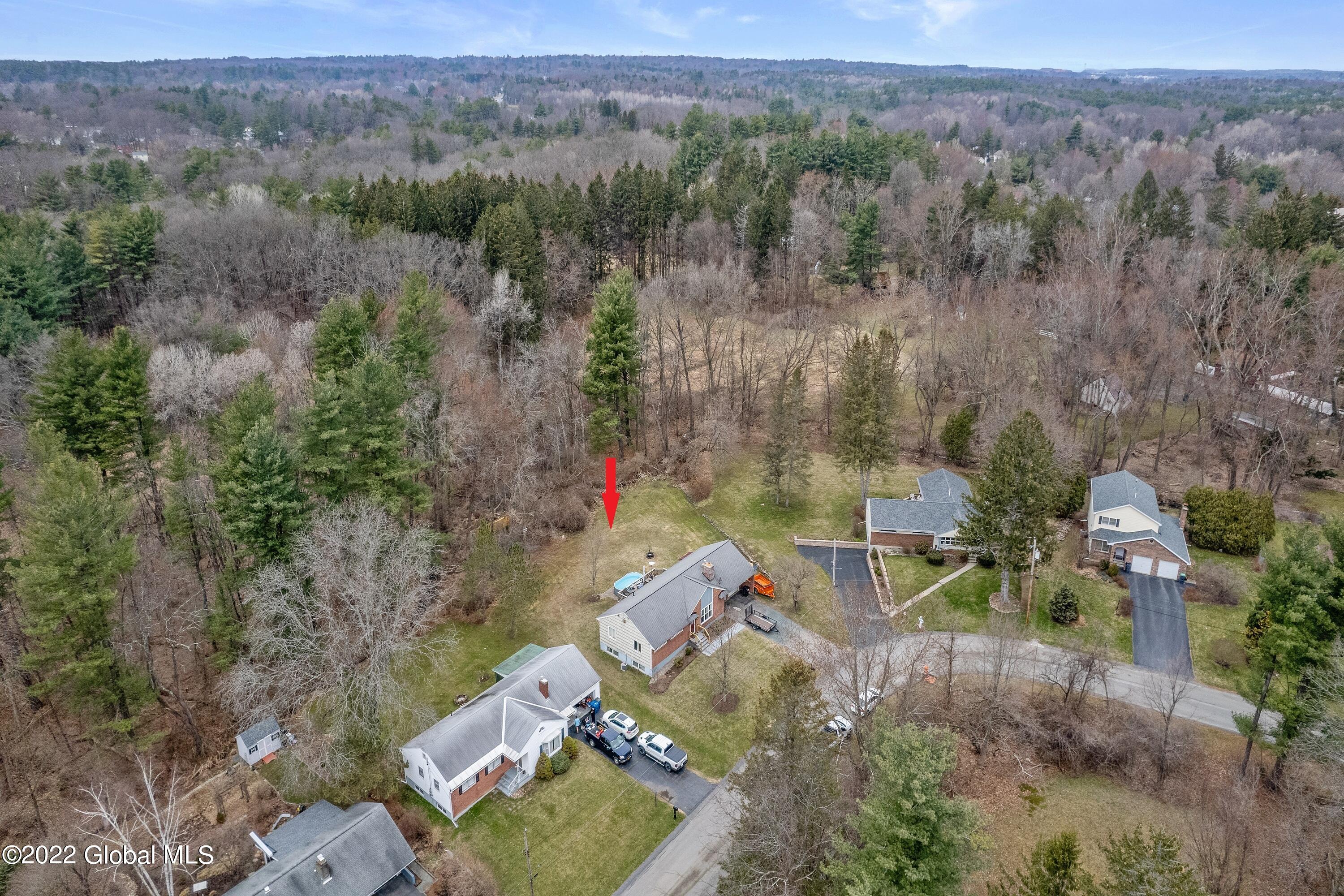 839 Warner Road Schenectady, NY 12309 - Photo 2 of 33 839 Warner Rd (34)