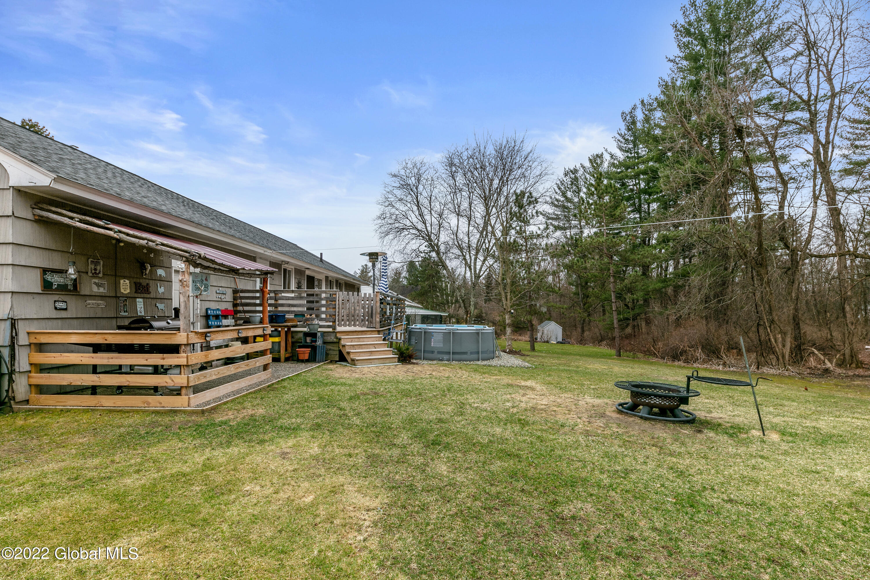 839 Warner Road Schenectady, NY 12309 - Photo 25 of 33 839 Warner Rd (8)