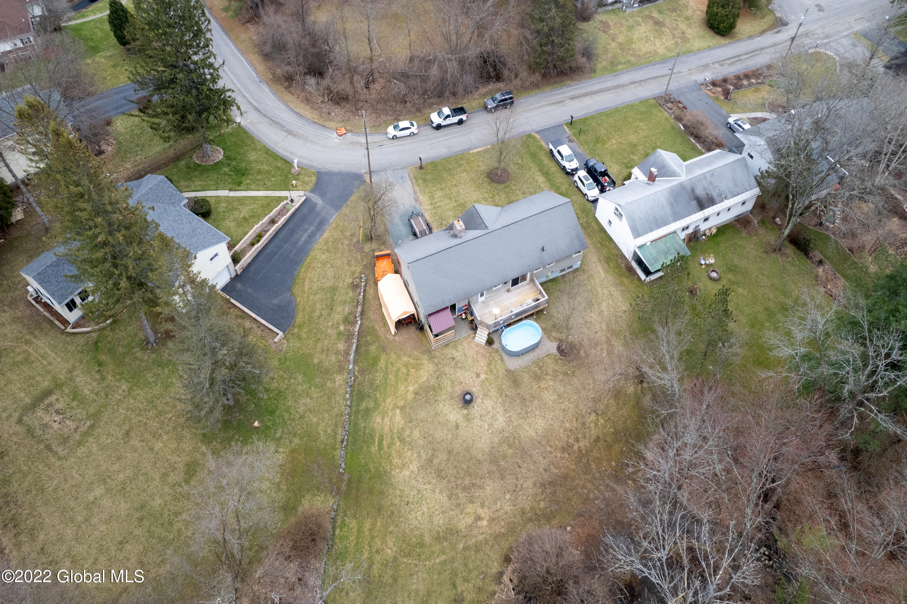 839 Warner Road Schenectady, NY 12309 - Photo 30 of 33 839 Warner Rd (37)