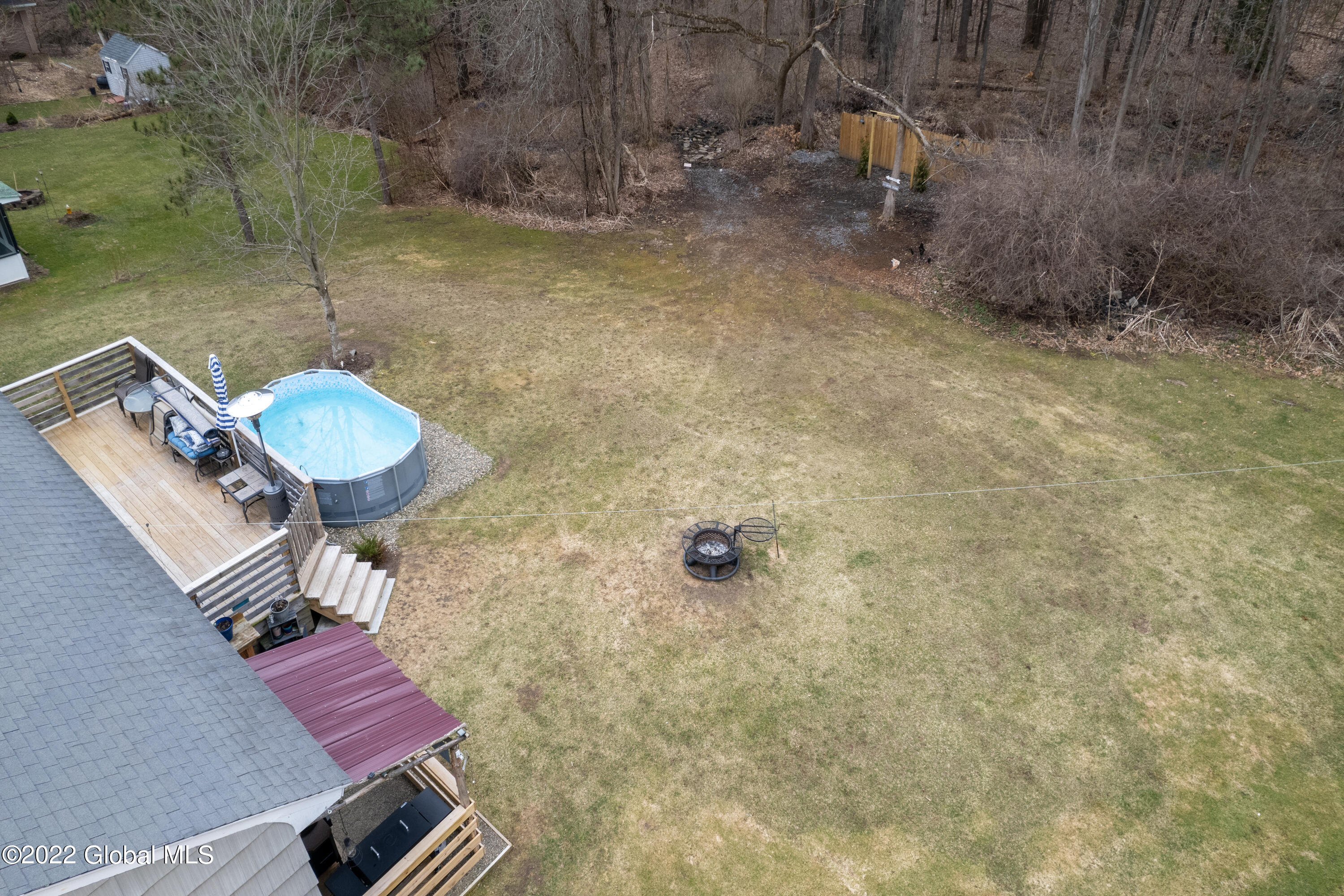 839 Warner Road Schenectady, NY 12309 - Photo 32 of 33 839 Warner Rd (40)