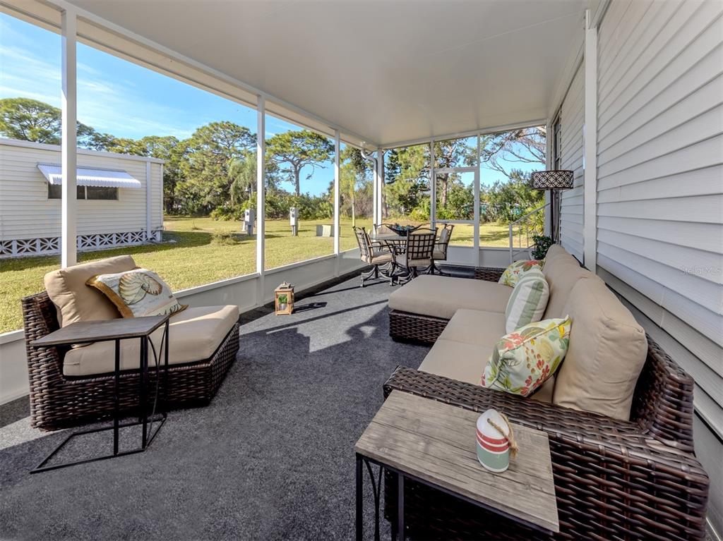 1002 Jolanda Circle Venice, FL 34285 - Photo 11 of 78