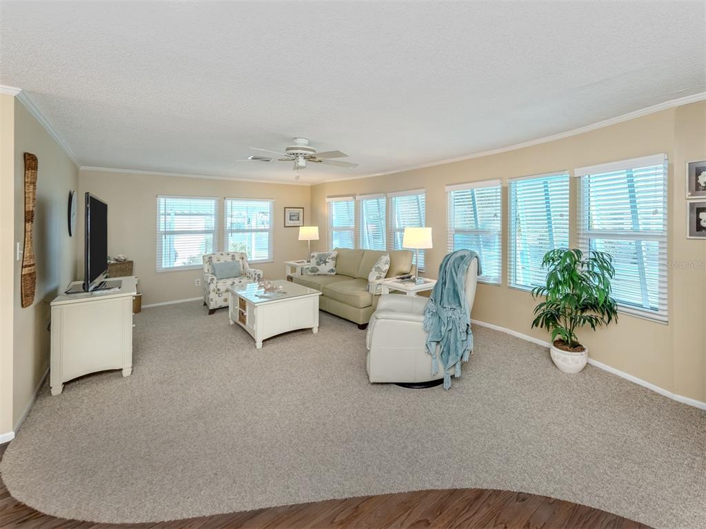 1002 Jolanda Circle Venice, FL 34285 - Photo 14 of 78
