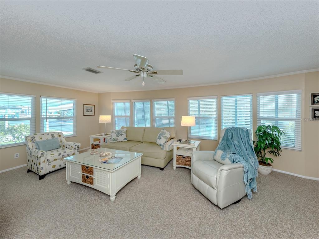 1002 Jolanda Circle Venice, FL 34285 - Photo 16 of 78