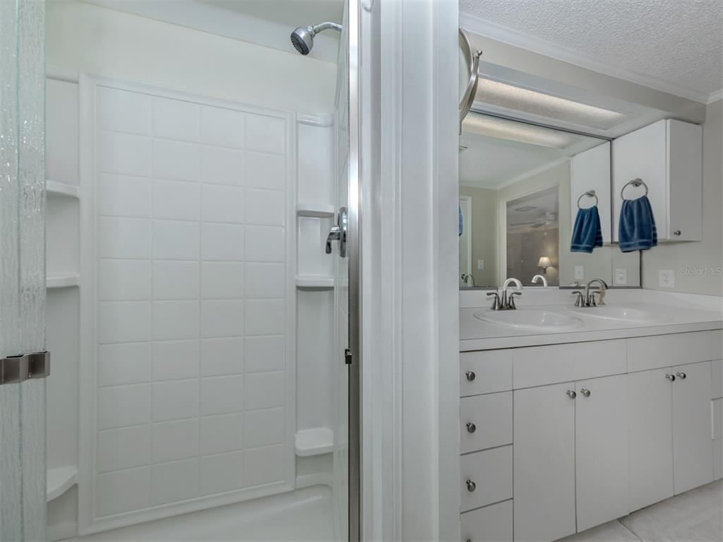 1002 Jolanda Circle Venice, FL 34285 - Photo 30 of 78