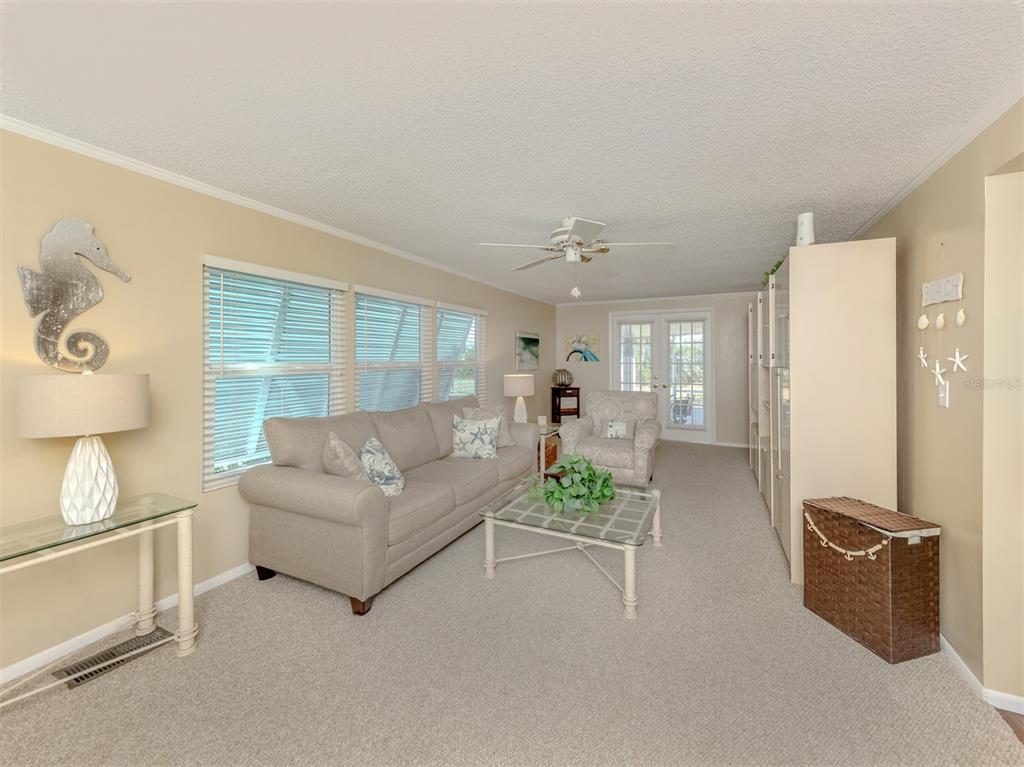 1002 Jolanda Circle Venice, FL 34285 - Photo 8 of 78