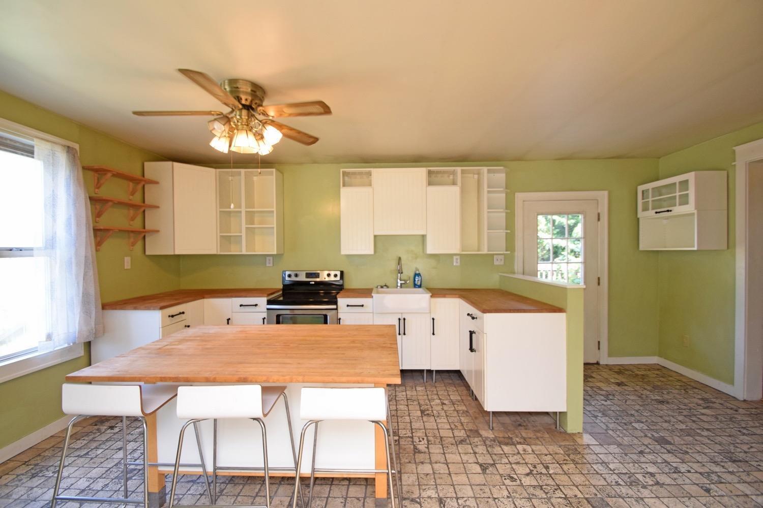 7817 Daleview Road Cincinnati, OH 45247 - Photo 14 of 40