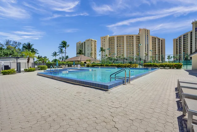 $735,000 | 400 Ocean Trail Way, Unit 308, Jupiter, FL 33477