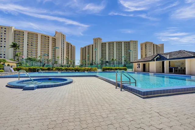 $735,000 | 400 Ocean Trail Way, Unit 308, Jupiter, FL 33477