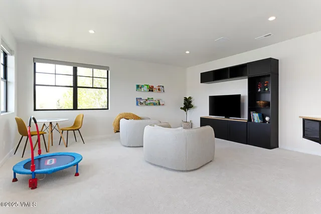 $2,185,000 | 207 Aidan Road, Eagle, CO 81631