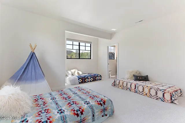 $2,185,000 | 207 Aidan Road, Eagle, CO 81631