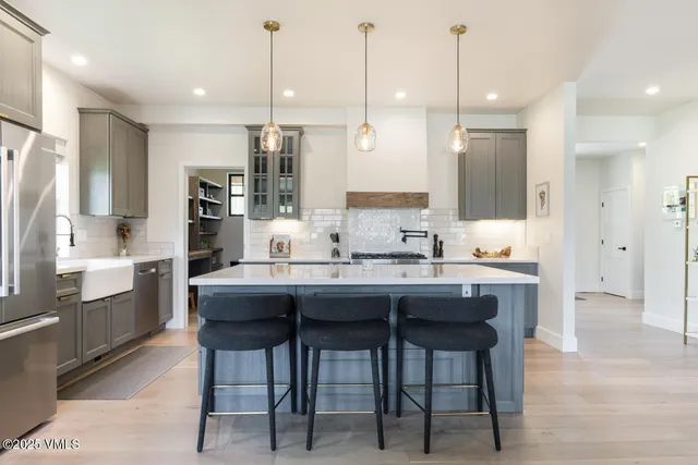 $2,185,000 | 207 Aidan Road, Eagle, CO 81631