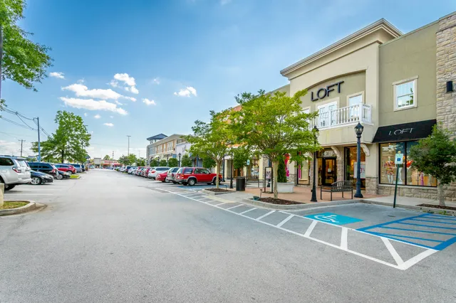 $375,000 | 2316 Meadowbrook Trail, Chattanooga, TN 37421