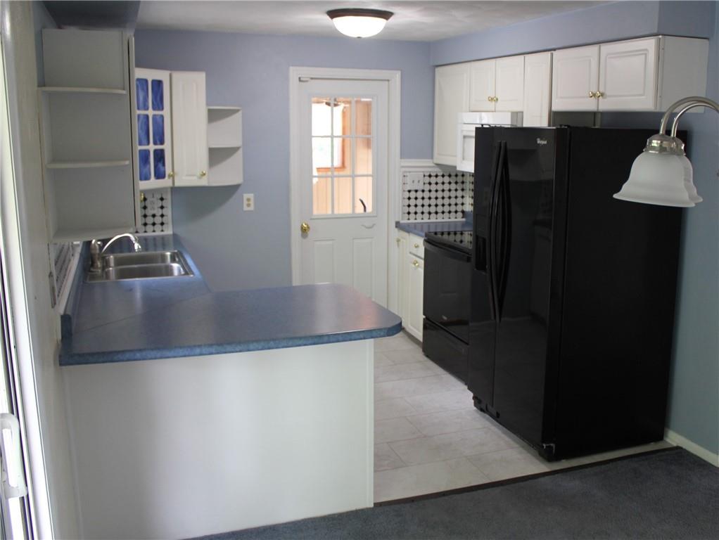 818 Piccadilly Road Anderson, IN 46013 - Photo 13 of 33 Gallery Image 13