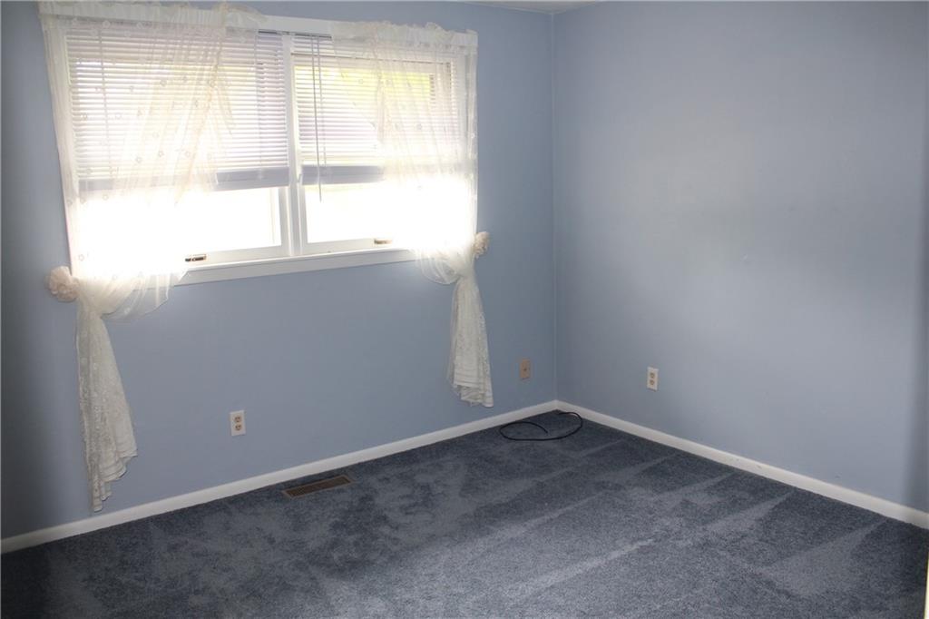 818 Piccadilly Road Anderson, IN 46013 - Photo 19 of 33 Gallery Image 19