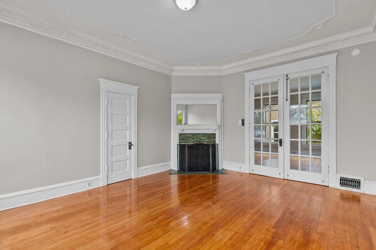 691 Franklin Street Oshkosh, WI 54901 - Photo 7 of 52