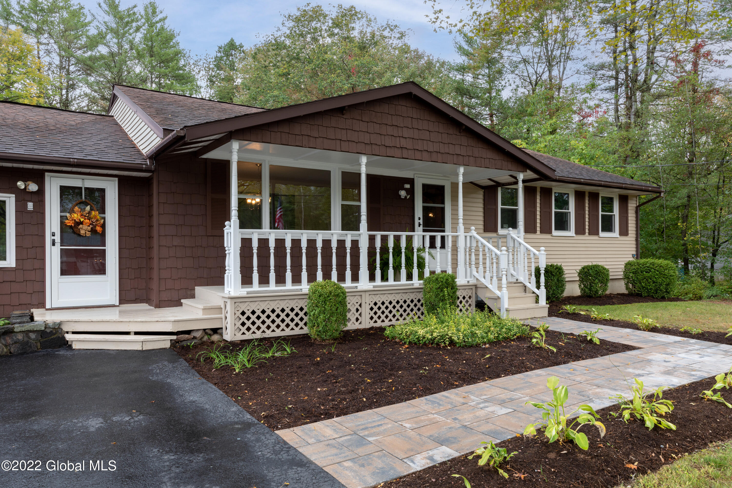 326 Reynolds Road Moreau, NY 12828 - Photo 4 of 34 326Reynolds-4