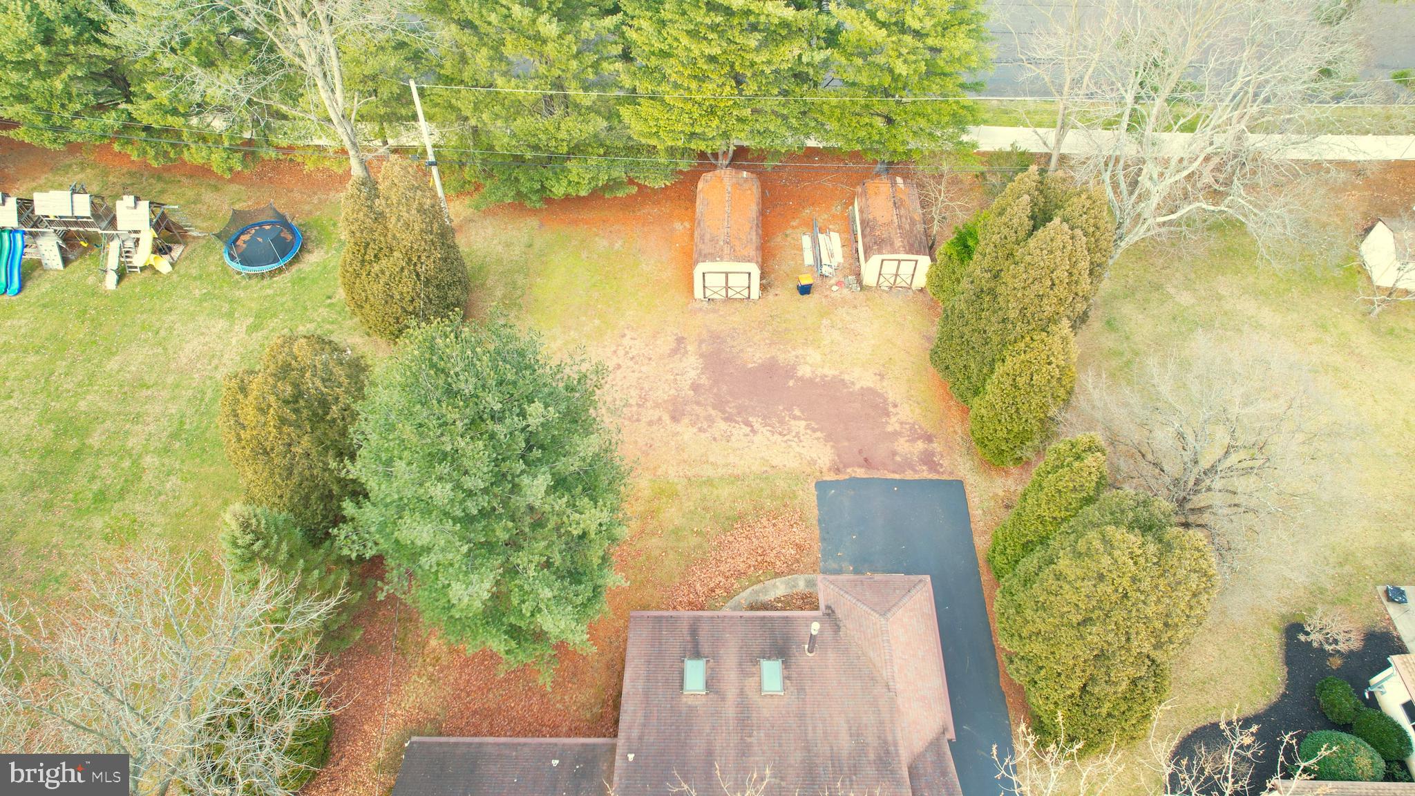 1209 Vilsmeier Road Lansdale, PA 19446 - Photo 4 of 36 Big back yard