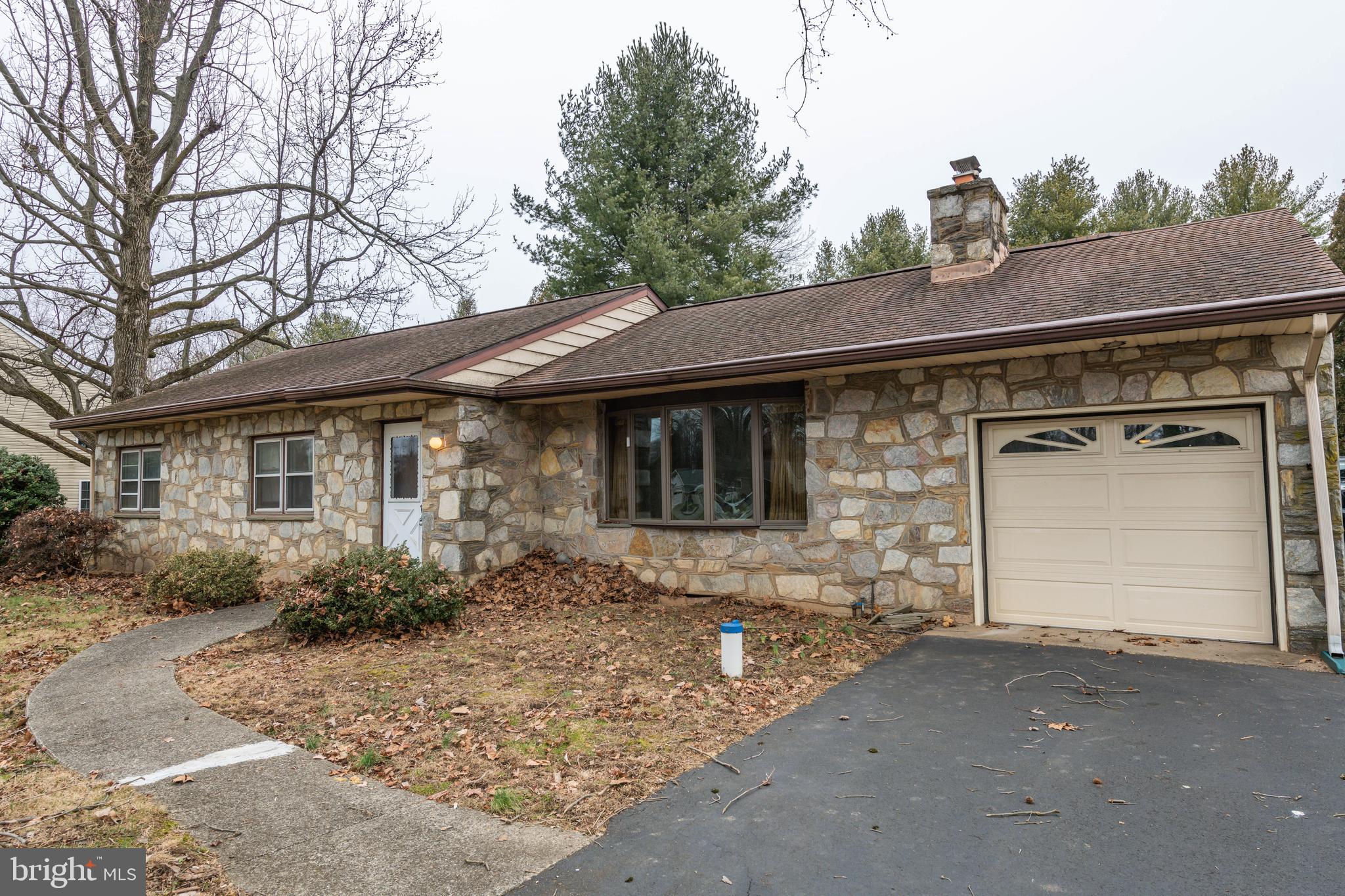 1209 Vilsmeier Road Lansdale, PA 19446 - Photo 6 of 36 Gallery Image 6
