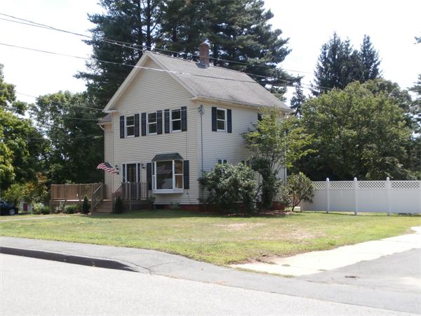 74 Church Street Ware, MA 01082 - Photo 3 of 21 Gallery Image 3