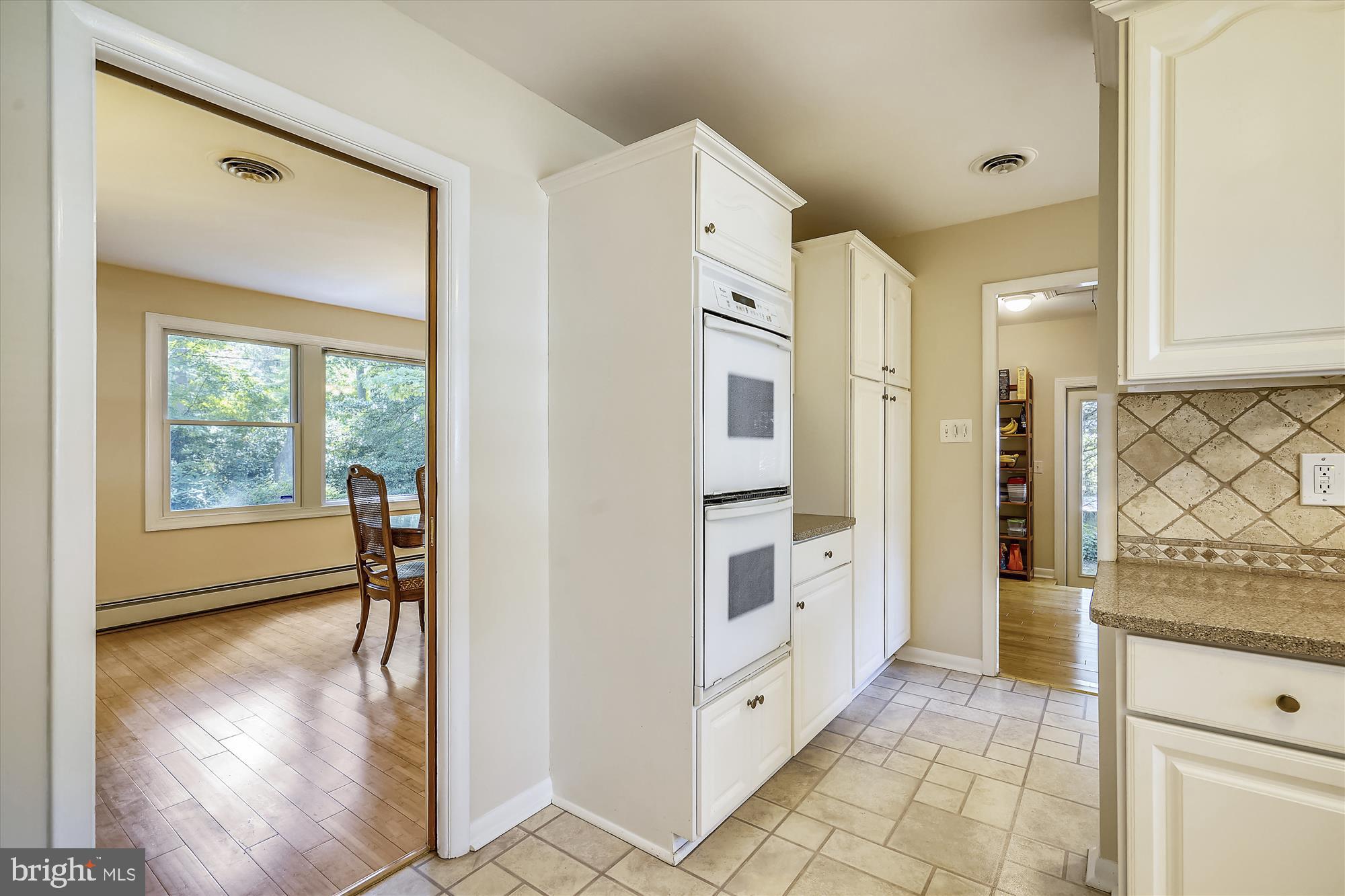 105 Stauffer Road Severna Park, MD 21146 - Photo 13 of 68 Kitchen with plenty of storage and double oven