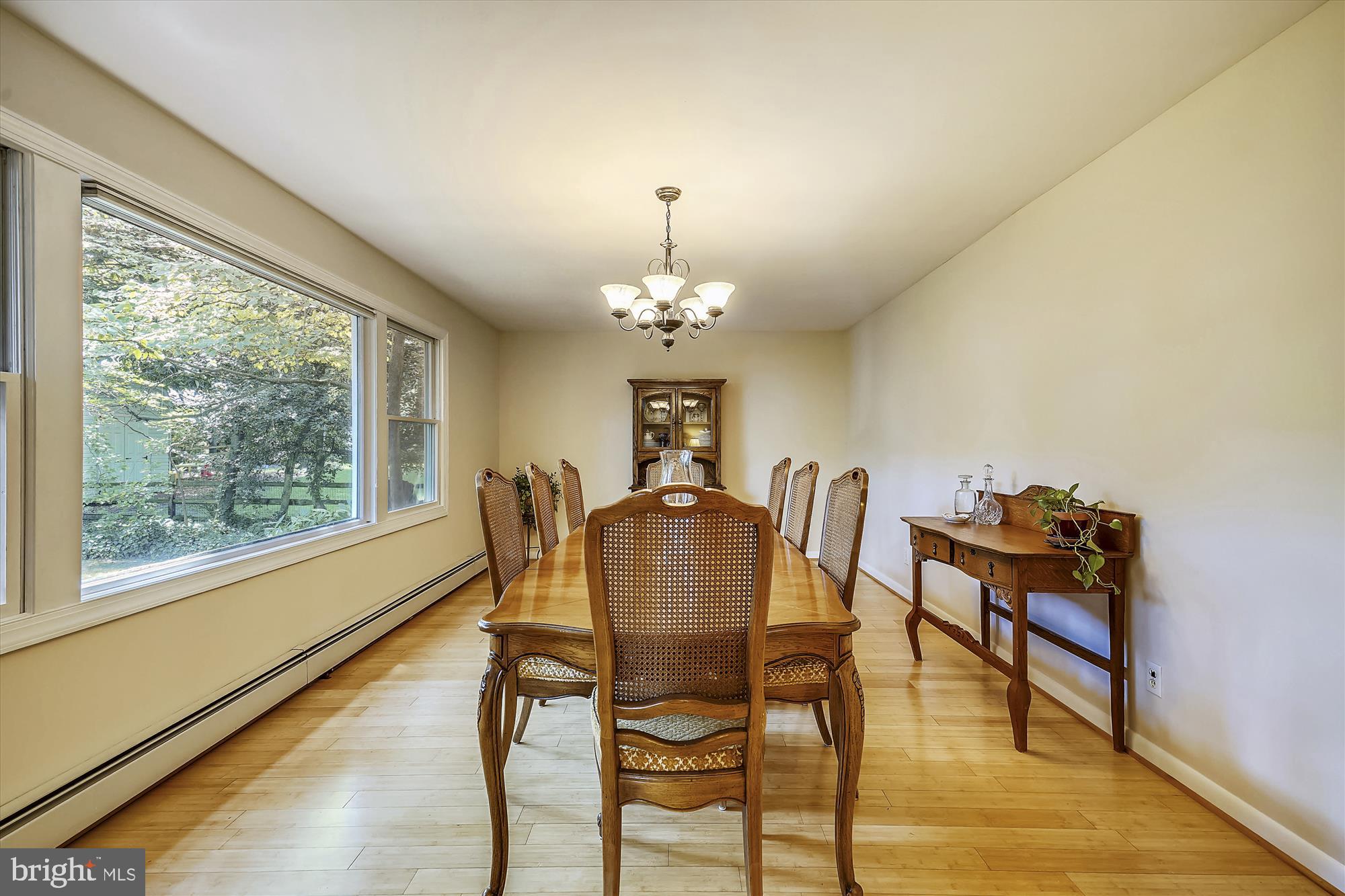 105 Stauffer Road Severna Park, MD 21146 - Photo 19 of 68 Large dining room for 12 person table or more