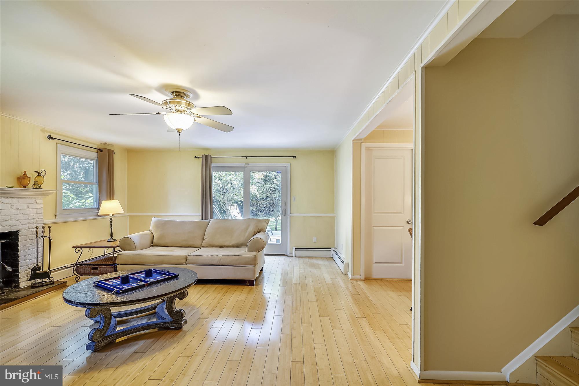 105 Stauffer Road Severna Park, MD 21146 - Photo 22 of 68 Family room w/view of backyard and deck