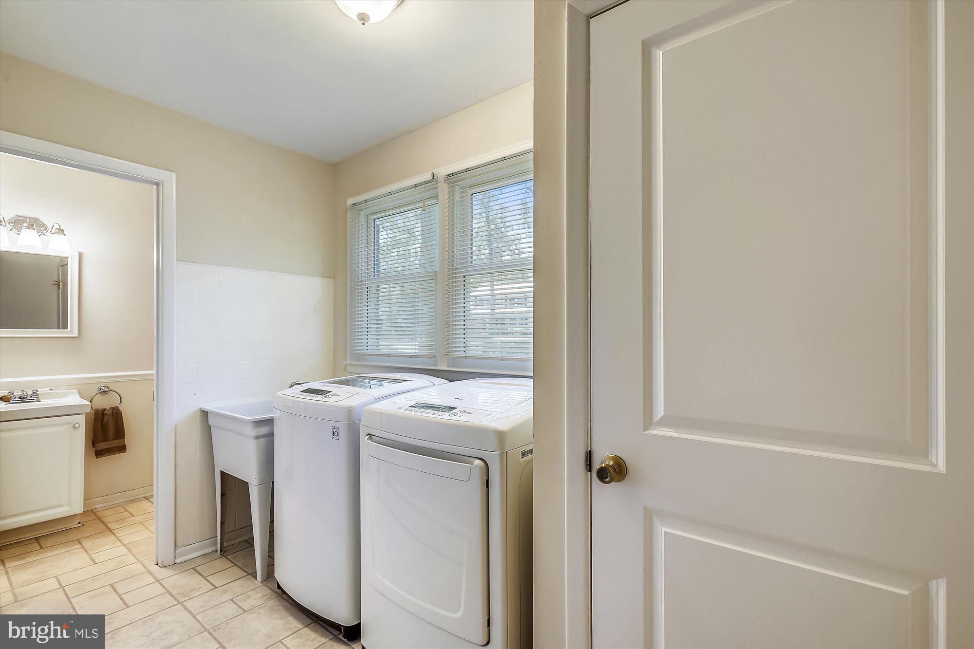 105 Stauffer Road Severna Park, MD 21146 - Photo 26 of 68 Large Laundry room w/storage