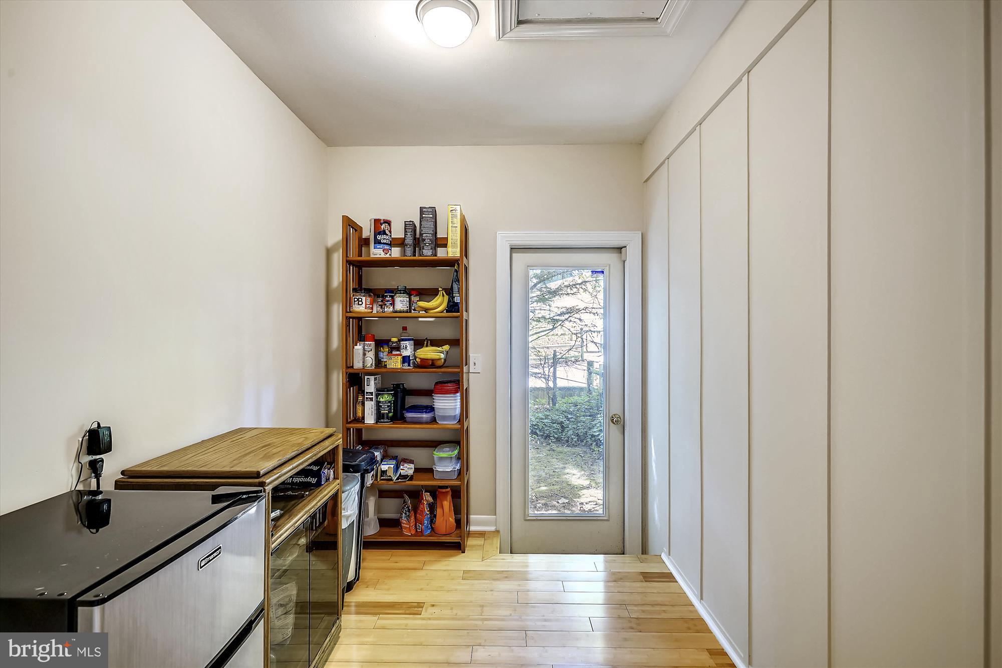 105 Stauffer Road Severna Park, MD 21146 - Photo 27 of 68 Perfect place for a mudroom off the laundry room