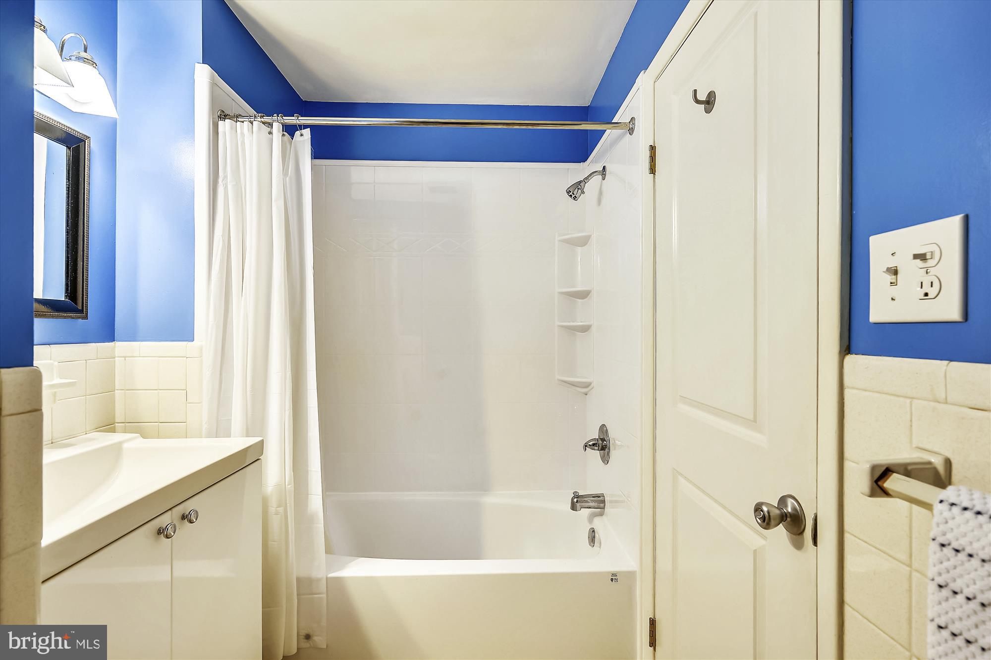 105 Stauffer Road Severna Park, MD 21146 - Photo 36 of 68 Hall bath w/newer shower