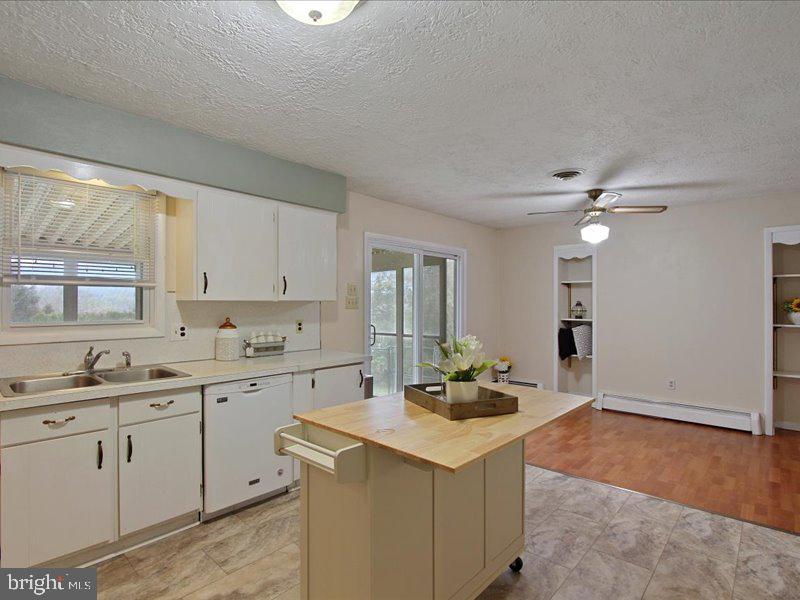 2410 Croll School Road York, PA 17403 - Photo 11 of 27 Gallery Image 11