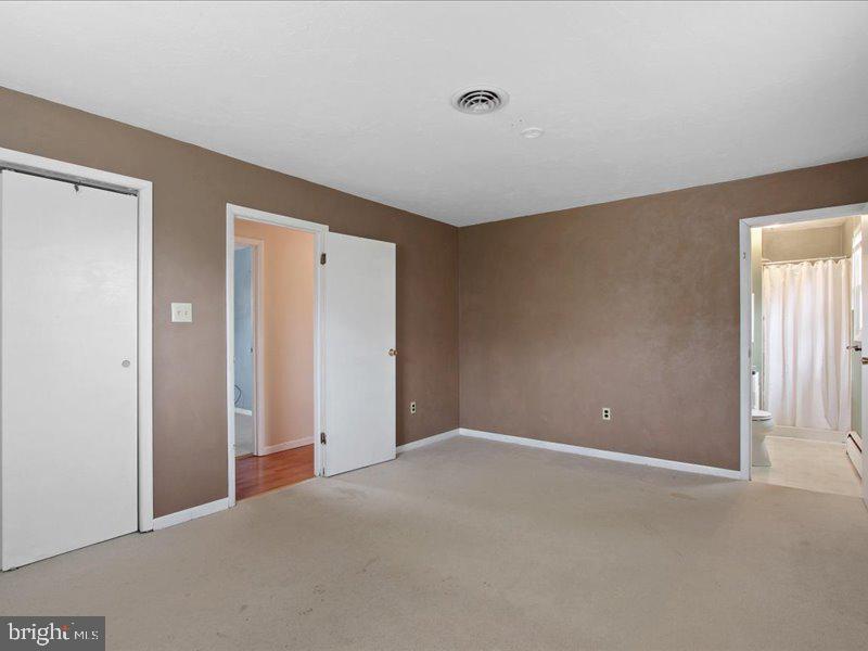 2410 Croll School Road York, PA 17403 - Photo 13 of 27 Gallery Image 13