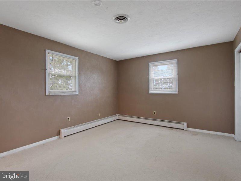 2410 Croll School Road York, PA 17403 - Photo 15 of 27 Gallery Image 15