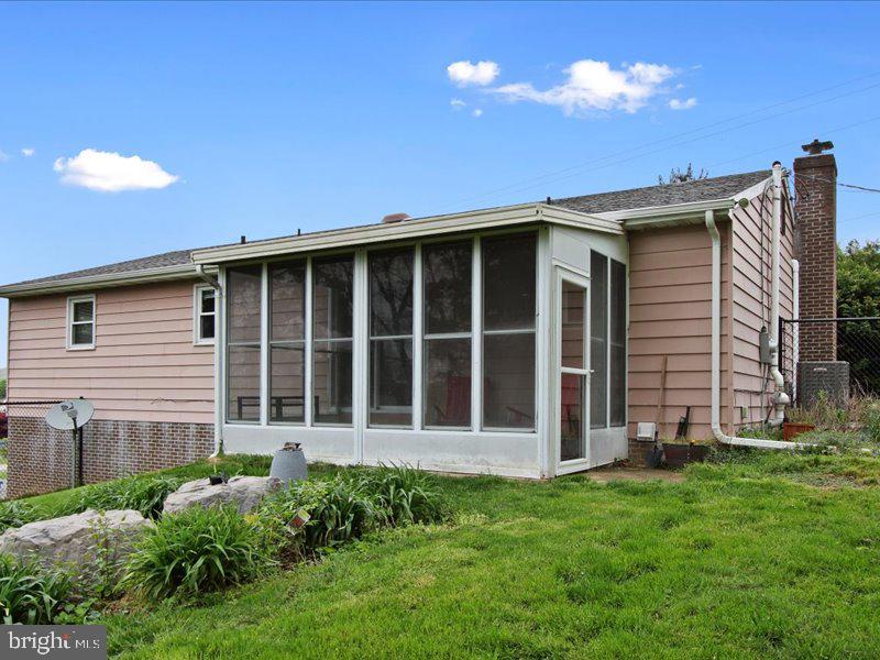 2410 Croll School Road York, PA 17403 - Photo 23 of 27 Gallery Image 23
