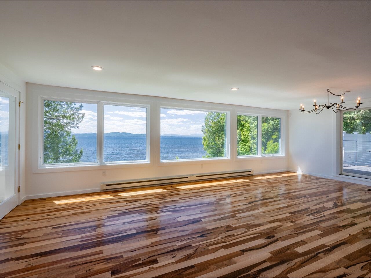 124 Sunset Cliff Road Burlington, VT 05408 - Photo 8 of 40 Gallery Image 8