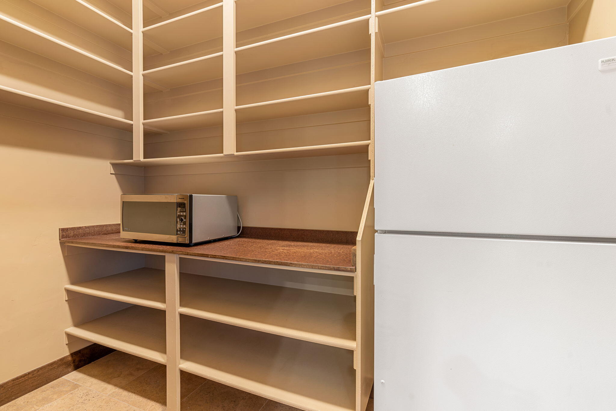 3052 Snow Canyon Parkway, Unit 98 St. George, UT 84770 - Photo 59 of 70 Kitchen Pantry