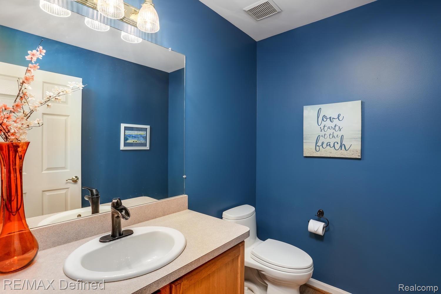 3818 Red Root Road Lake Orion, MI 48360 - Photo 25 of 41 Powder Room