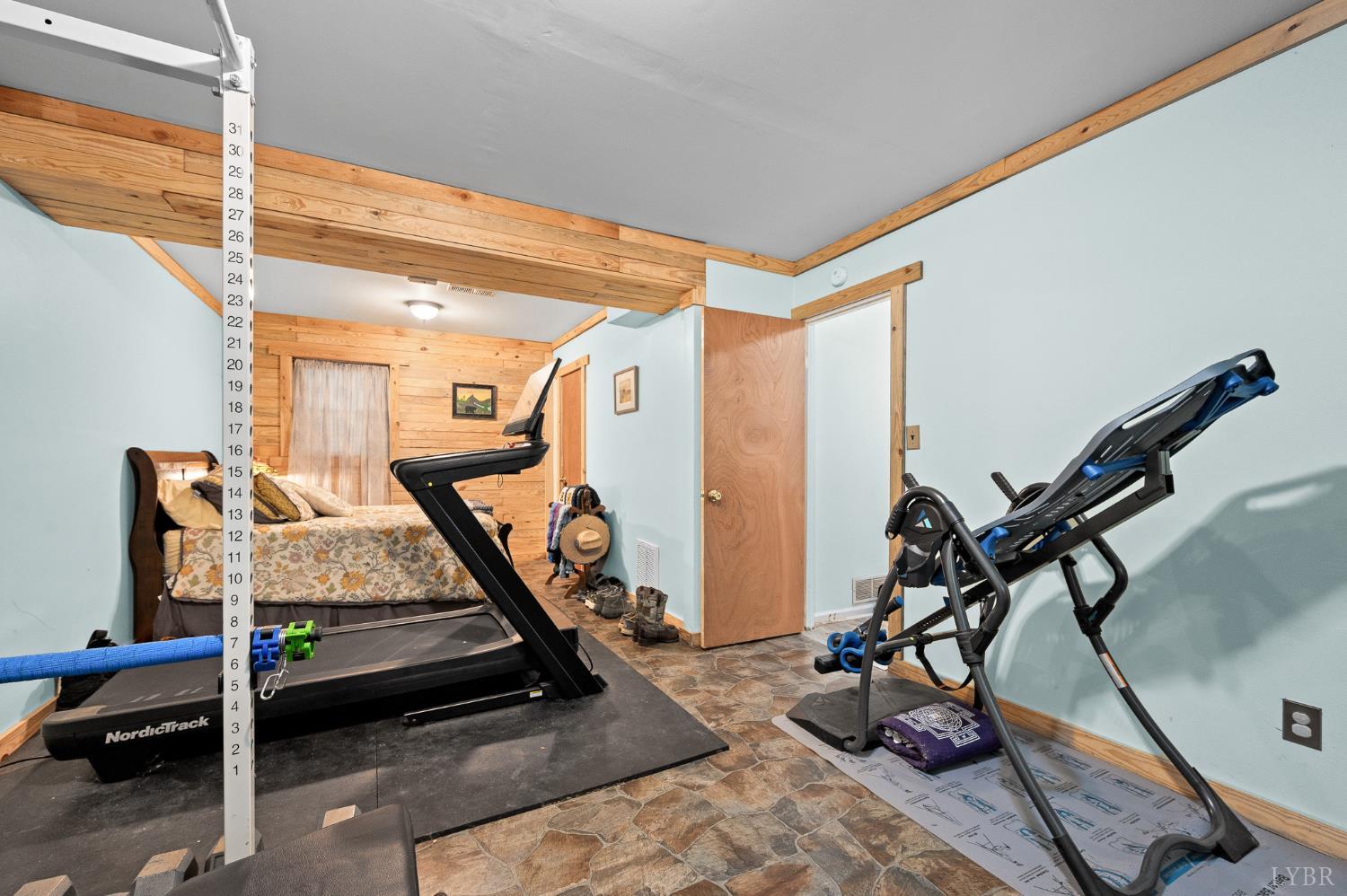 1778 Parker Road Bedford, VA 24523 - Photo 26 of 44