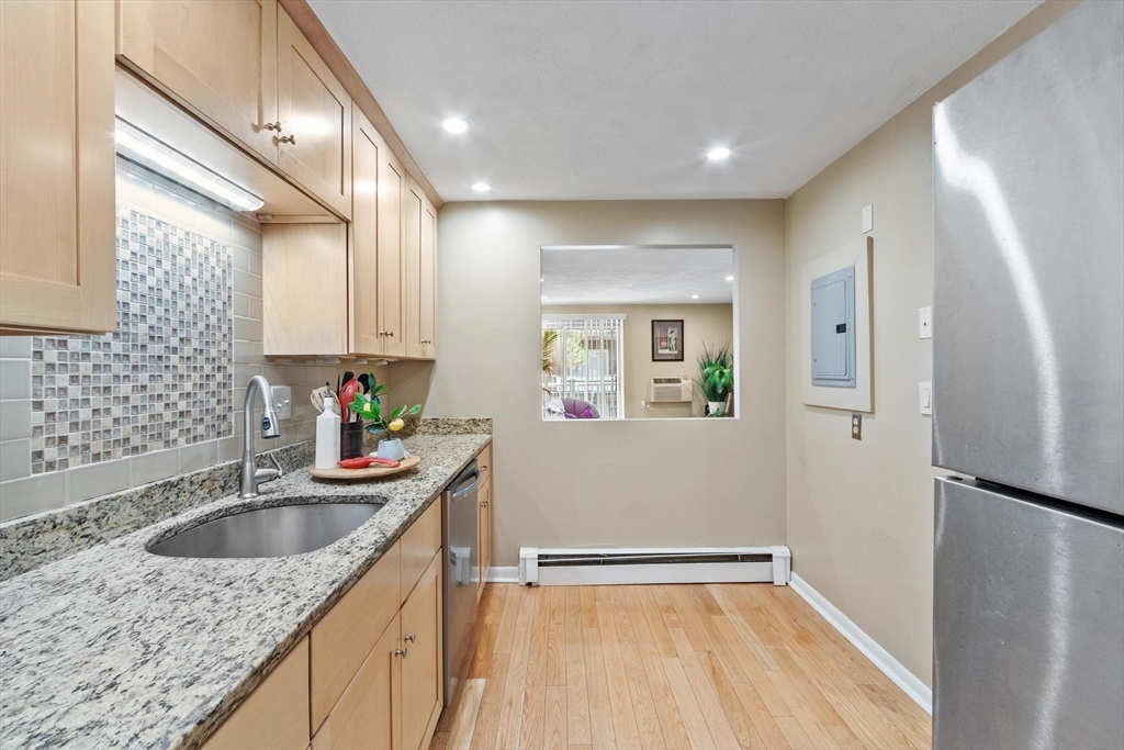 276 Albion Street, Unit 12 Wakefield, MA 01880 - Photo 4 of 38